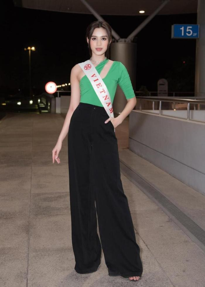 Soi gu thời trang sân bay đi thi Miss World của Mai Phương, Đỗ Thị Hà và Lương Thùy Linh Ảnh 3