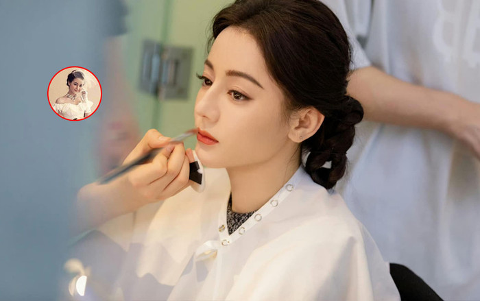 Địch Lệ Nhiệt Ba gây bão với loạt ảnh mặc váy cưới, chú rể là ai? Ảnh 2
