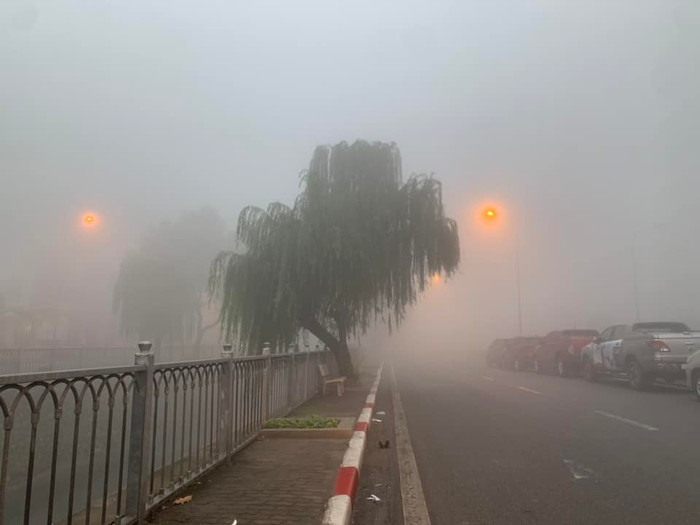 Khu vực Mạc Thái Tổ lúc 6h45 (Ảnh: Hằng Dương) 