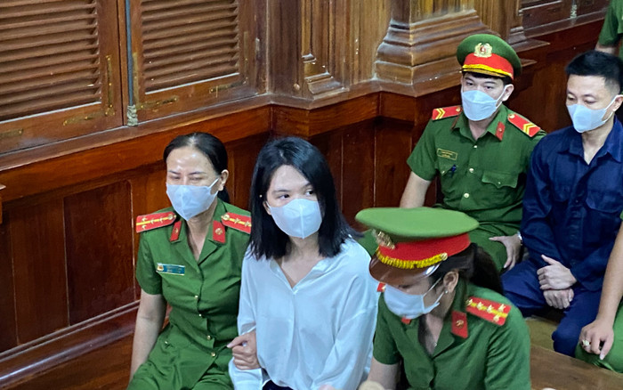 Người dạy Ngọc Trinh lái xe mô tô bị đề nghị mức án phạt ra sao? Ảnh 2