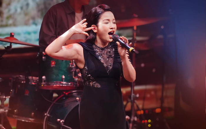 Diva Mỹ Linh tiết lộ bị quạt trần rơi trúng đầu trong đêm diễn, gặp di chứng sau phẫu thuật Ảnh 2