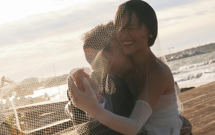 Người mẫu Tuyết Lan tung ảnh cưới 'ngọt lịm tim' với bạn trai bác sĩ Ảnh 2