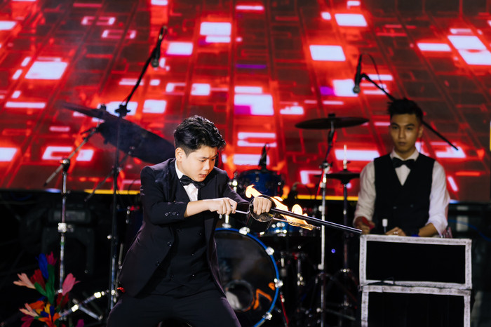 Ảo thuật gia nhí từng gây sốt kể chuyện gặp sự cố nguy hiểm đến tính mạng Ảnh 2