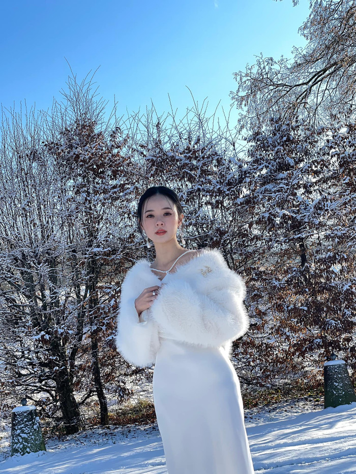 Midu từng dành một khoảng thời gian để đi du lịch ở nước ngoài