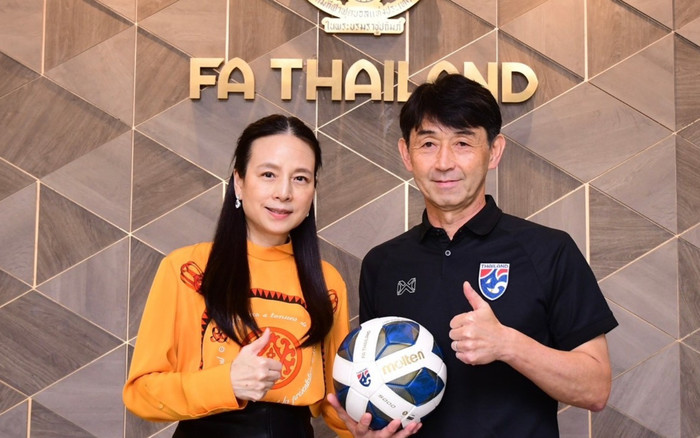 Madam Pang gia hạn hợp đồng với HLV Ishii: Tuyển Thái Lan bắt đầu tham vọng lớn! Ảnh 2
