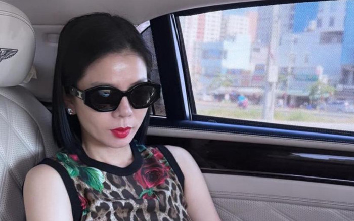 Lệ Quyên diện đồ 'sang chảnh' giữa ồn ào bị chê gu ăn mặc Ảnh 2