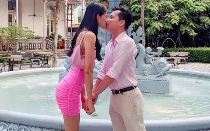 Người mẫu đình đám Việt chốt ngày tổ chức lễ cưới sau khi được cầu hôn ở Pháp Ảnh 2