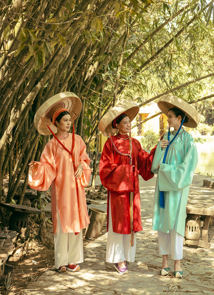 Hoa hậu Đỗ Thị Hà chụp ảnh cùng cháu gái và diễn viên Thúy Diễm, nhan sắc 3 mỹ nhân gây chú ý Ảnh 6