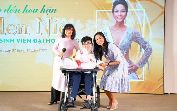 'Chú lính chì' hiến tạng cho y học được nhà trường trao bằng kỹ sư danh dự Ảnh 2