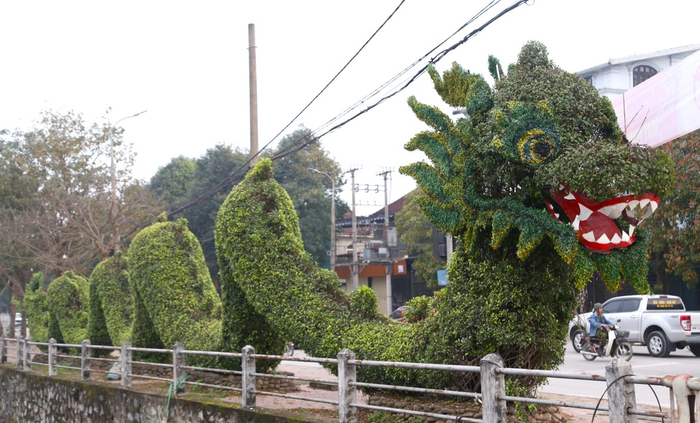 Bất ngờ trước diện mạo mới của linh vật rồng xanh ở Nghệ An sau khi được 'tút tát, thẩm mỹ' lại Ảnh 3