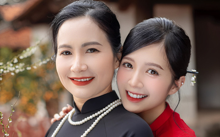 Mẹ ruột đẹp xuất sắc của nữ chính Chúng Ta Của 8 Năm Sau Ảnh 2