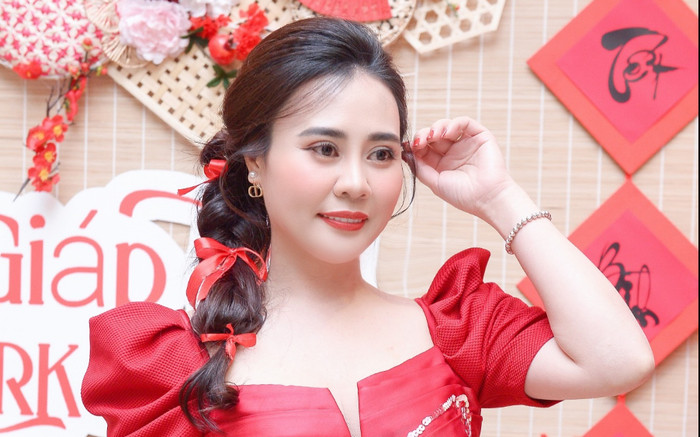 Bạn gái tin đồn NSƯT Quang Tèo xúng xính áo dài, khoe nhan sắc trước thềm Tết Nguyên Đán Ảnh 2