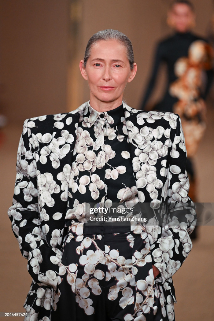 Theo Olivier Rousteing nhấn mạnh, mỗi tác phẩm của Balmain đều phải thể hiện đỉnh cao của sự sang trọng và nghệ thuật.