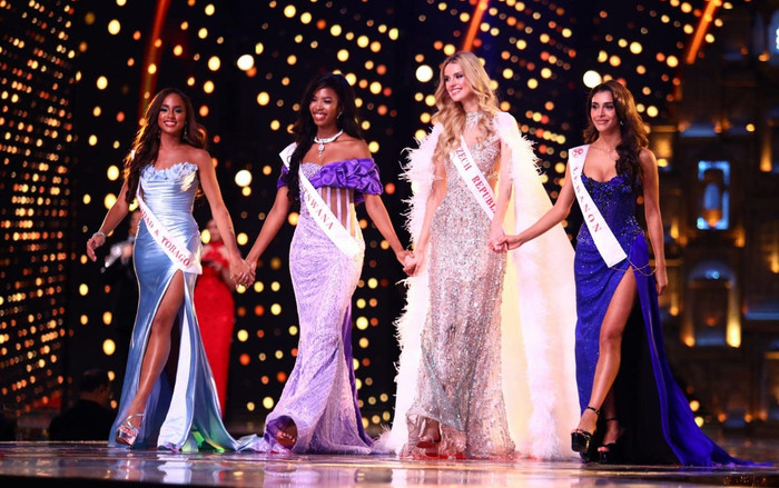 Tân Miss World đầy nổi bật khi đứng chung khung hình với top 4 Ảnh 2