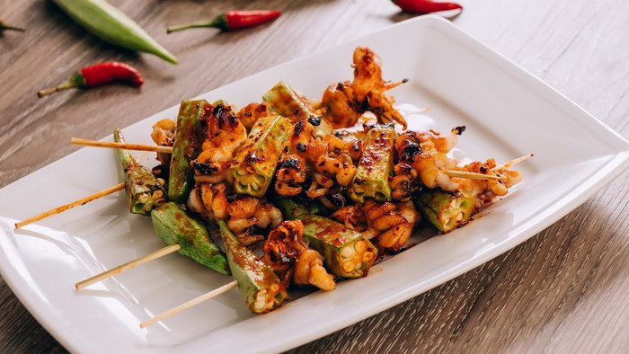 Râu mực xiên que áp chảo