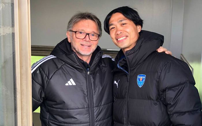 Vì sao HLV Troussier chưa công bố danh sách tuyển Việt Nam đấu Indonesia? Ảnh 2