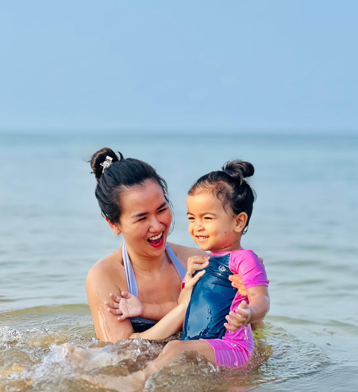 Võ Hạ Trâm cho biết con gái cô đang bước vào giai đoạn 'khủng hoảng tuổi lên 3'.