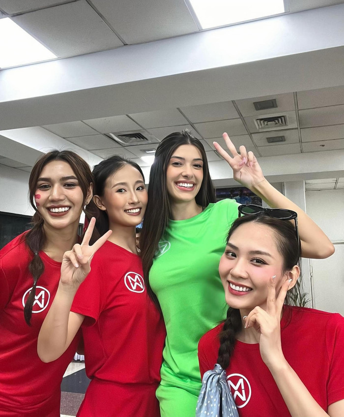 Hoa hậu Mai Phương có thêm nhiều bạn mới sau khi tham gia Miss World. Ảnh: FBNV