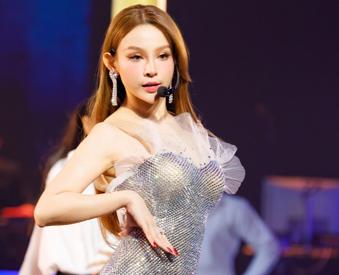 Năm 2023, Huyền Baby tái xuất làng giải trí.