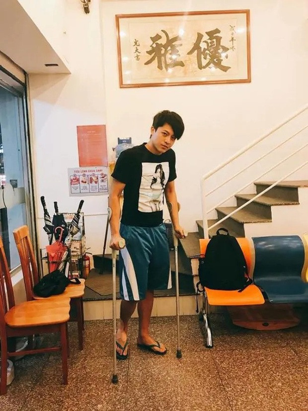 Biến cố nghiêm trọng khiến Harry Lu phải tạm ngưng các hoạt động nghệ thuật tại Việt Nam.