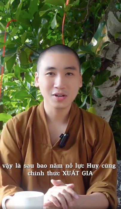 Vlogger Huy Cung lần đầu lên tiếng về quyết định xuất gia.