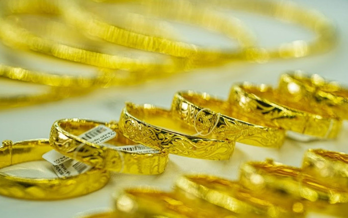 Giá vàng hôm nay (13/3): Cả vàng nhẫn và vàng miếng cùng lao dốc Ảnh 2