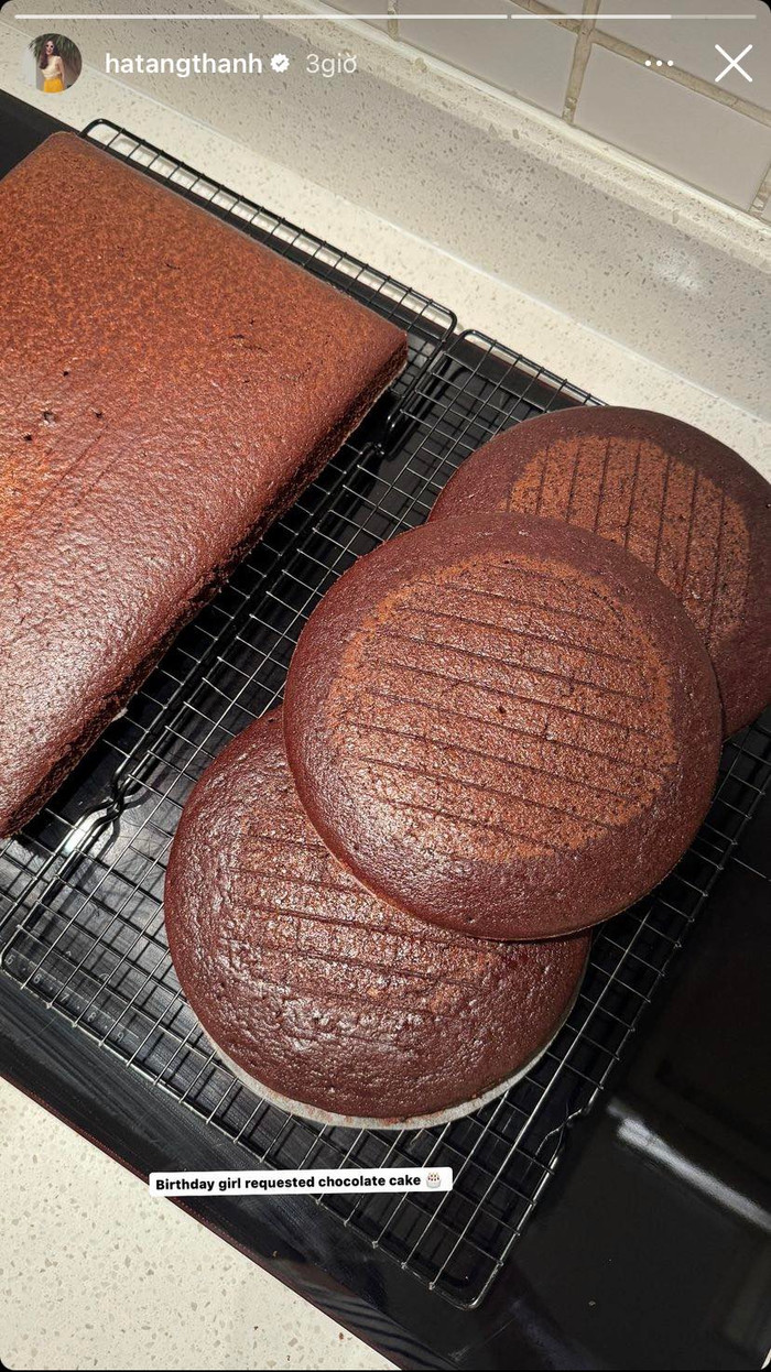 Tăng Thanh Hà thể hiện khả năng 'nữ công gia chánh' trong ngày sinh nhật của con gái. Ảnh: Instagram hatangthanh