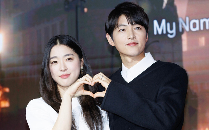 Song Joong Ki nhận 'trái ngọt' cùng tình mới Ảnh 2