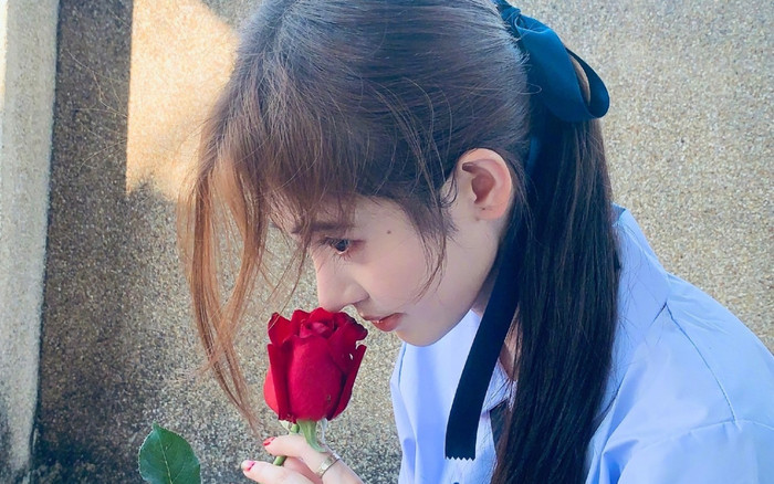 Cúc Tịnh Y công bố tin mừng ở tuổi 29 cùng 'người yêu' cực phẩm Ảnh 2