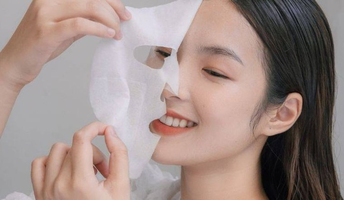 Sau tuổi 25, chăm sóc da mặt đừng quên mặt nạ collagen Ảnh 1