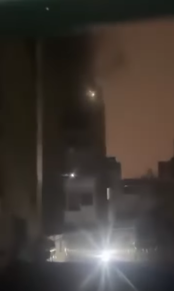 Tình hình vụ cháy nhà trọ 6 tầng ở phố Triều Khúc, nhiều người thất thanh kêu cứu Ảnh 1