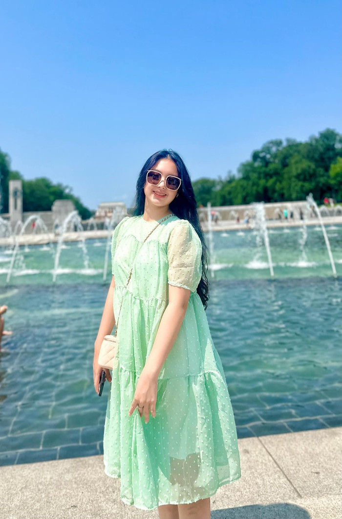 Bé Suti (tên thật là Lê Gia An) - con gái của nhạc sĩ Minh Khang và siêu mẫu Thuý Hạnh.