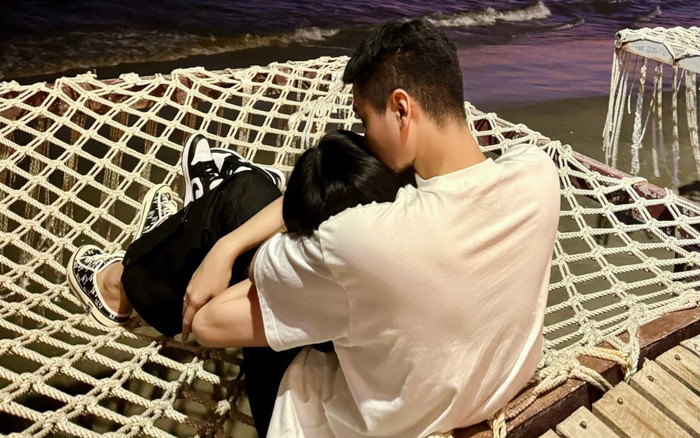 Lộ loạt ảnh Ngọc Trinh và bạn trai mới hẹn hò từ năm ngoái Ảnh 2