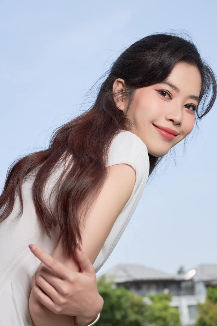 Nam Em đang là một trong những nhân vật hot nhất mạng xã hội trong thời gian qua. 