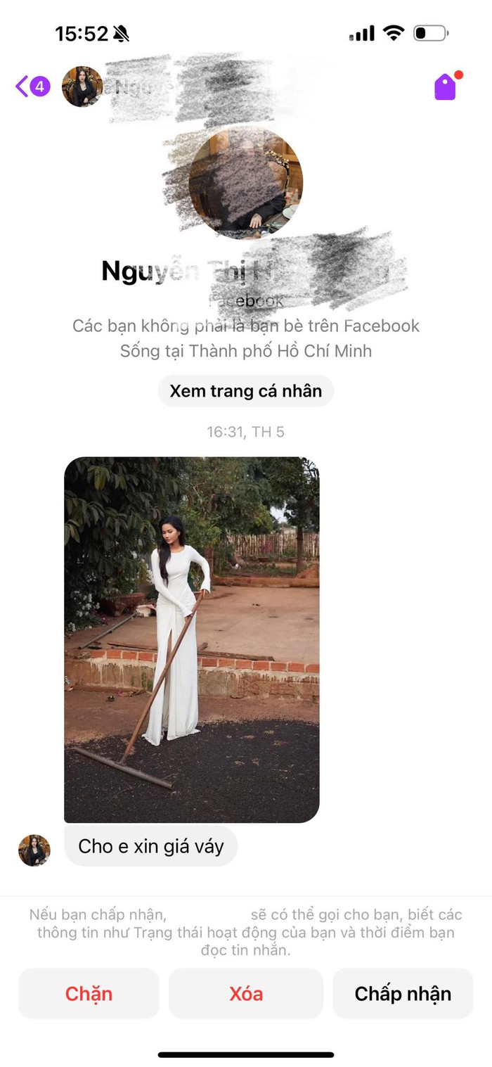 Điều khiến Đỗ Long bất ngờ chính là bộ váy H'Hen Niê mặc khi phơi hạt tiêu lại được khách hỏi giá để 'chốt đơn'. Ảnh: Facebook Đỗ Long