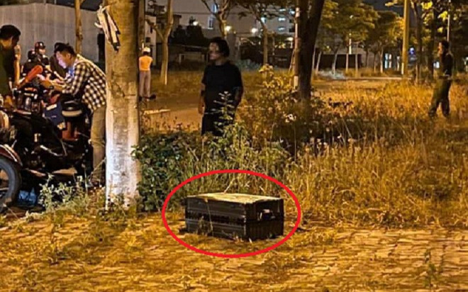 Bên trong chiếc vali lạ, vứt trên vỉa hè ở Đà Nẵng khiến công an phong tỏa Ảnh 2