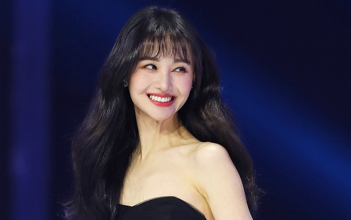 Lộ diện mỹ nhân được ví bản sao hoàn hảo của Trịnh Sảng, liệu có xứng đáng? Ảnh 2