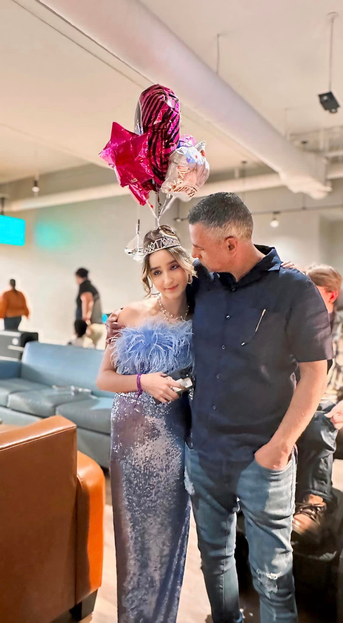 Con gái của bạn trai Ngọc Quyên sở hữu vóc dáng phổng phao và nhan sắc ngọt ngào. Ảnh: FBNV