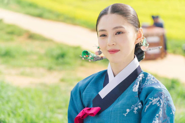 Han So Hee trong Lang Quân 100 Ngày