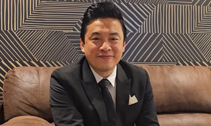 Lam Trường chia sẻ về sự cố dở khóc dở cười khi lưu diễn ở Mỹ. 