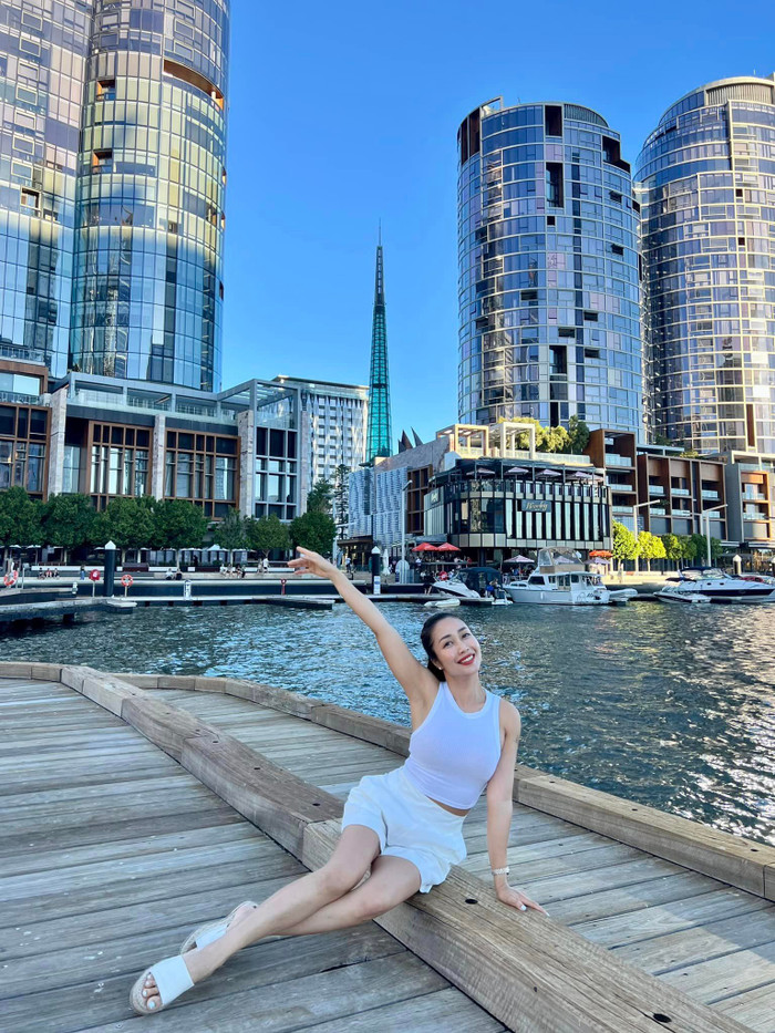 Ốc Thanh Vân dành thời gian thăm thú nhiều cảnh đẹp ở Úc.