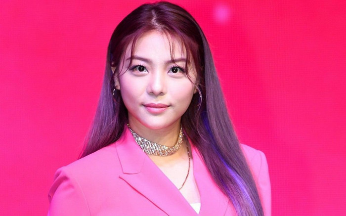 Giọng ca solo đình đám Kpop yêu bạn trai ngoài ngành, đã lên kế hoạch kết hôn Ảnh 2