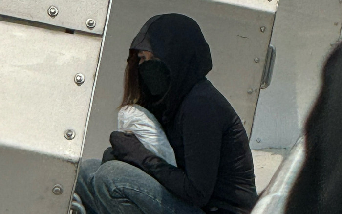 Giải cứu thành công người phụ nữ có ý định nhảy cầu tự tử, biết lý do vừa giận vừa thương Ảnh 2