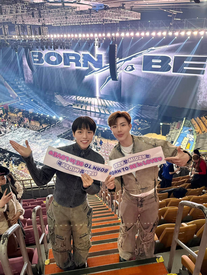 ERIK và Đức Phúc xuất hiện trong concert của ITZY. 