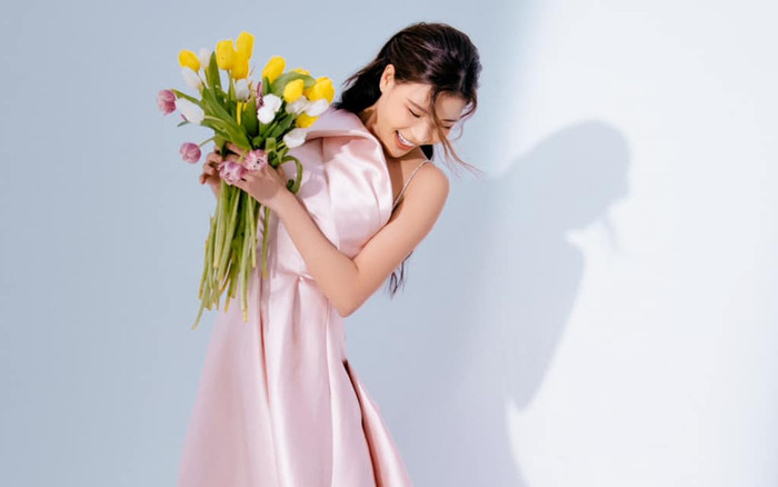 Sao nữ đình đám Vbiz phải xin phép chồng để đóng cảnh nóng Ảnh 2