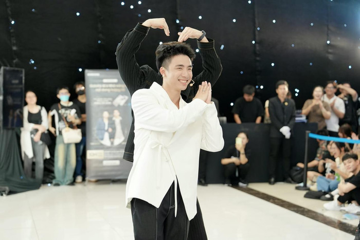 Cặp đôi sở hữu kênh TikTok có hàng chục triệu lượt xem và yêu thích.