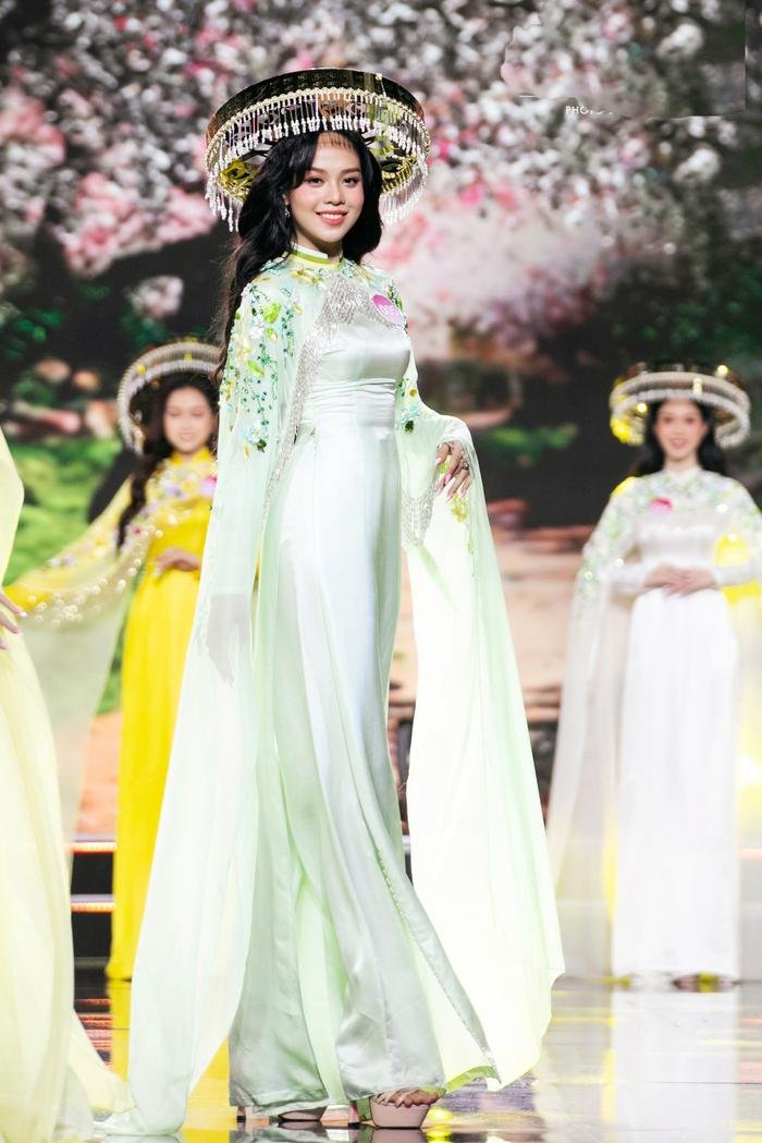 Hoa hậu Thanh Thủy đổi mới hình ảnh cá nhân trước ngày ứng tuyển Miss International 2024 Ảnh 9