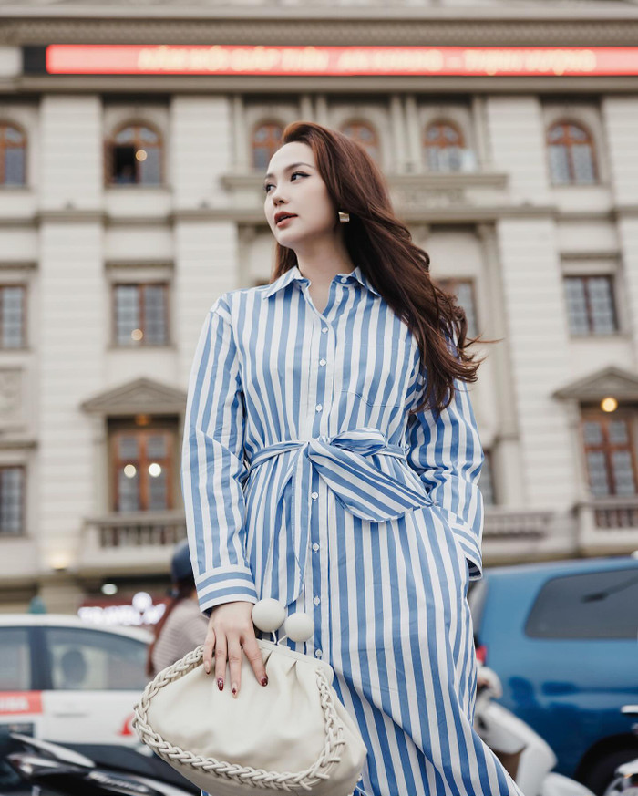 Cách phối đồ, lựa chọn phụ kiện của Minh Hằng thường được các khán giả nữ học tập, áp dụng cho chính bản thân. Ảnh: FBNV
