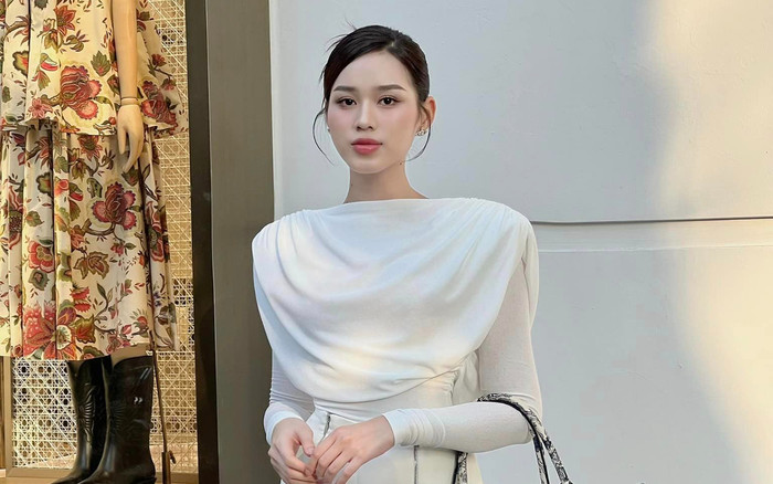 Hoa hậu Đỗ Thị Hà đổi phong cách 'phú bà' khi lên chức CEO ở tuổi 22 Ảnh 2