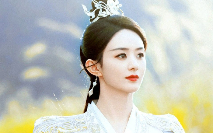 Triệu Lệ Dĩnh công khai nâng đỡ người này trong Dữ Phượng Hành Ảnh 2